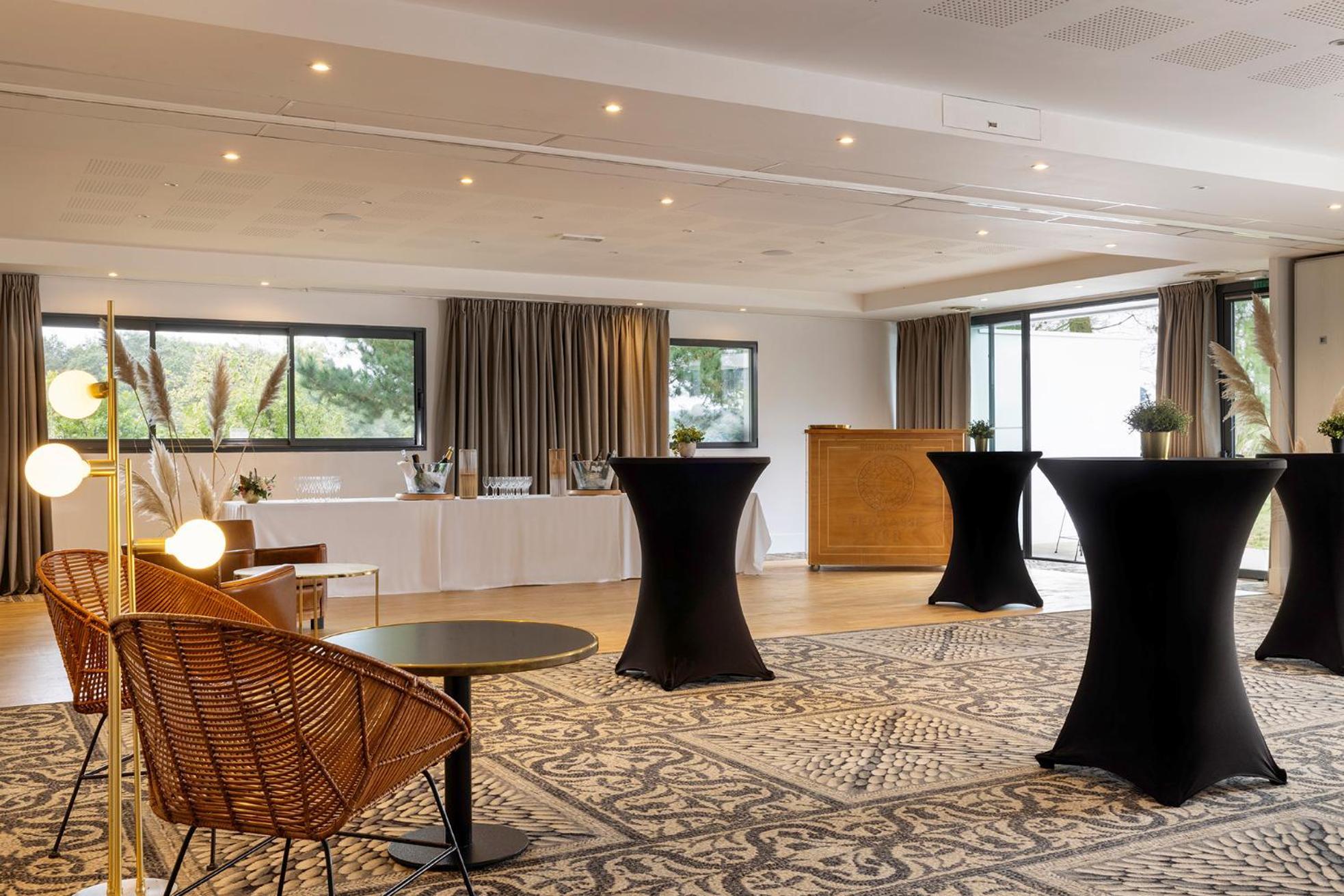 Best Western Plus Hotel Les Rives Du Ter Лармор-Плаж Экстерьер фото