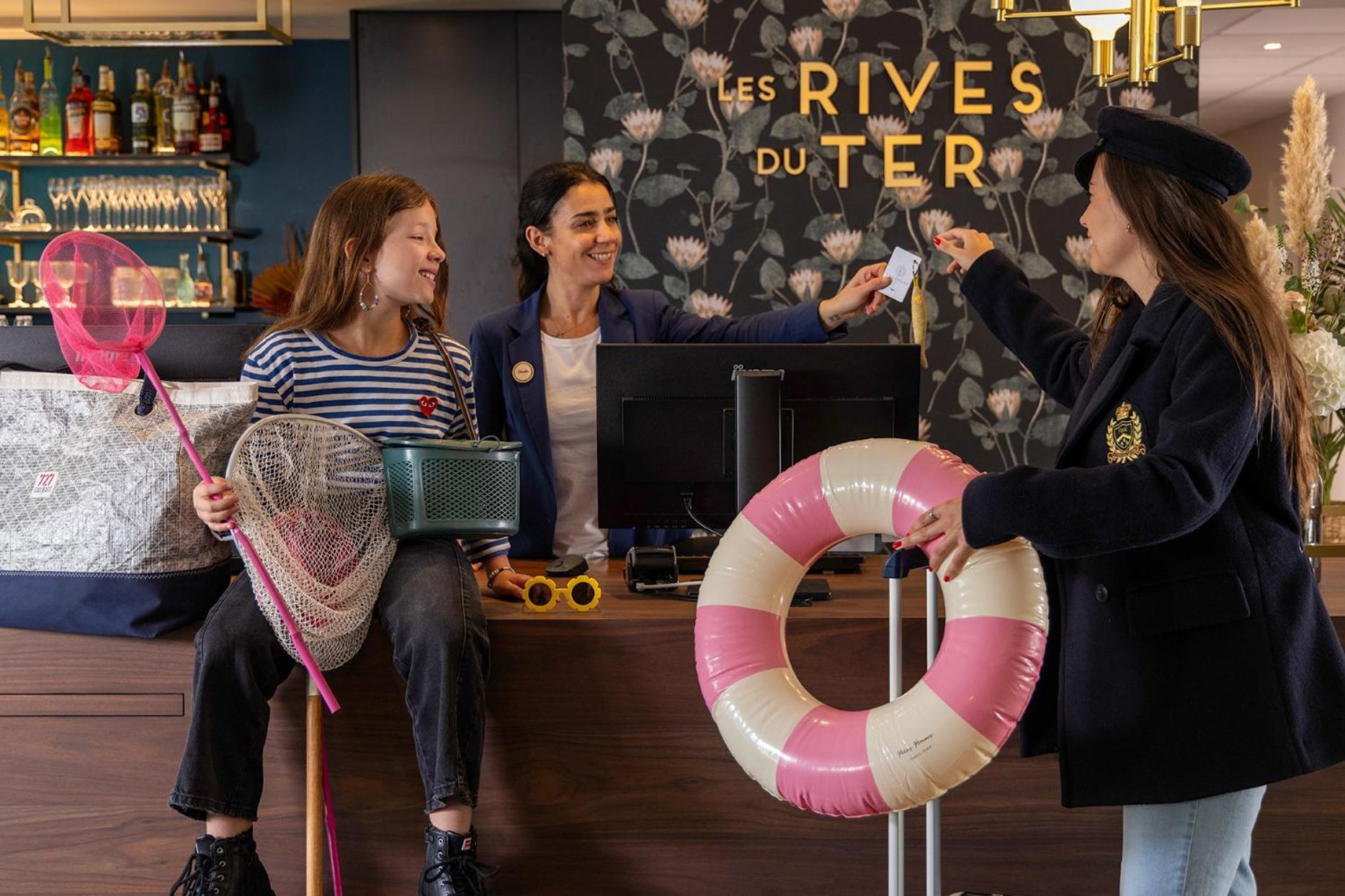 Best Western Plus Hotel Les Rives Du Ter Лармор-Плаж Экстерьер фото